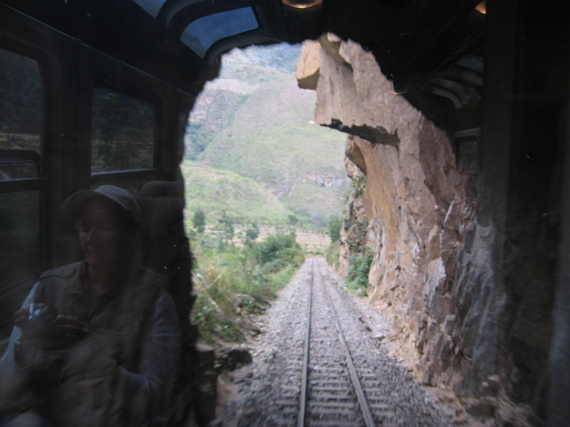 0806100039.JPG - Day 4, Tuesday, June 10, enroute to Machu Picchu