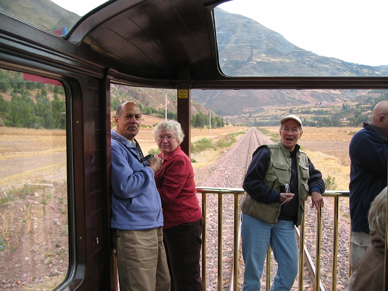 0806140008.JPG - Day 8, Saturday, June 14, enroute from Cuzco to Puna.