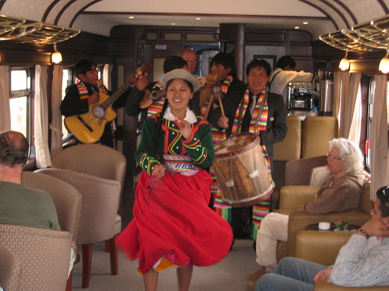 0806140022.JPG - Day 8, Saturday, June 14, enroute from Cuzco to Puna. More entertainment!