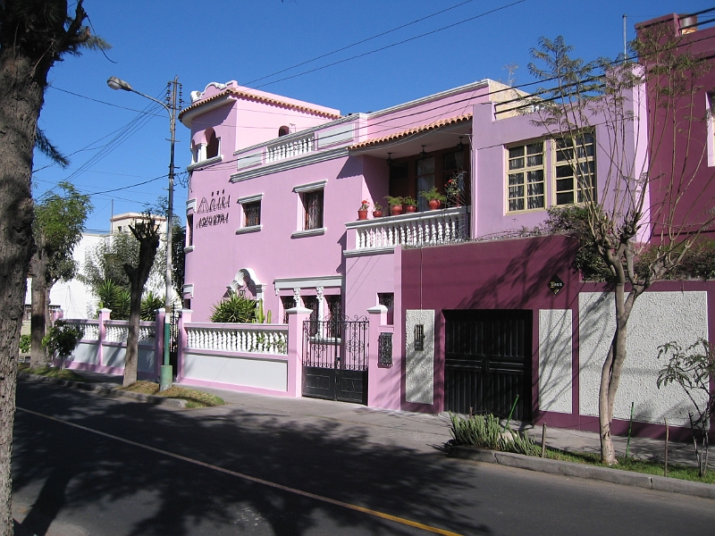 0806170001.JPG - Day 11, Tuesday, June 17, Arequipa. Outside view of the Casa Arequipa.
