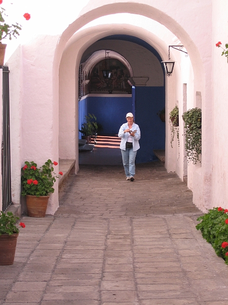 0806170027.JPG - Day 11, Tuesday, June 17, Santa Catalina Convent, Arequipa.